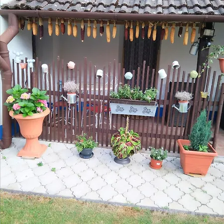 Slovacka Chalupa Apartment Ratiskovice
